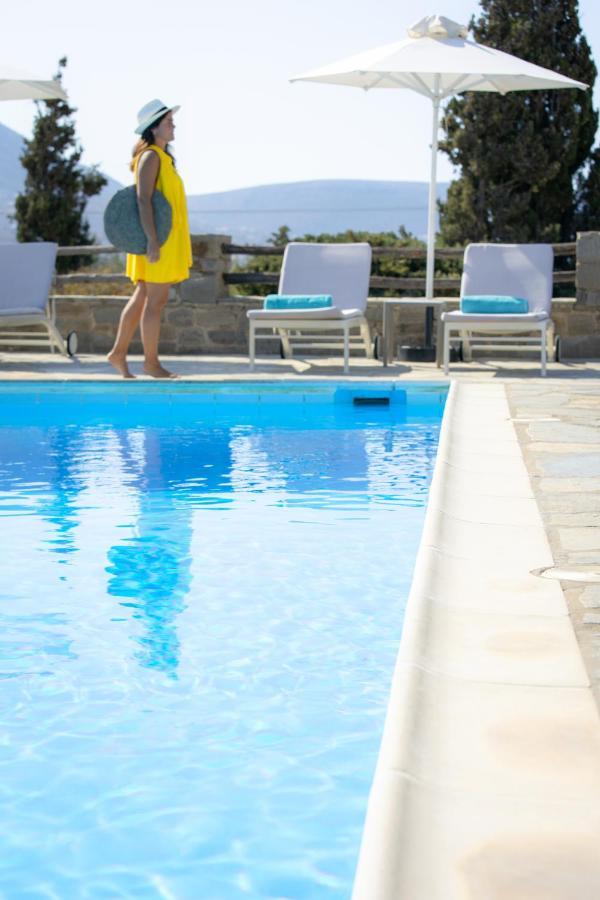Akrotiri Hotel Parikia  Luaran gambar