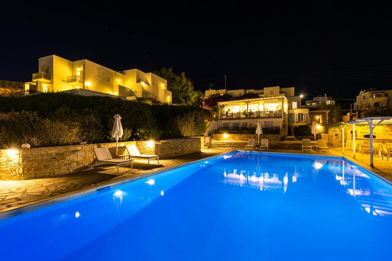 Akrotiri Hotel Parikia  Luaran gambar