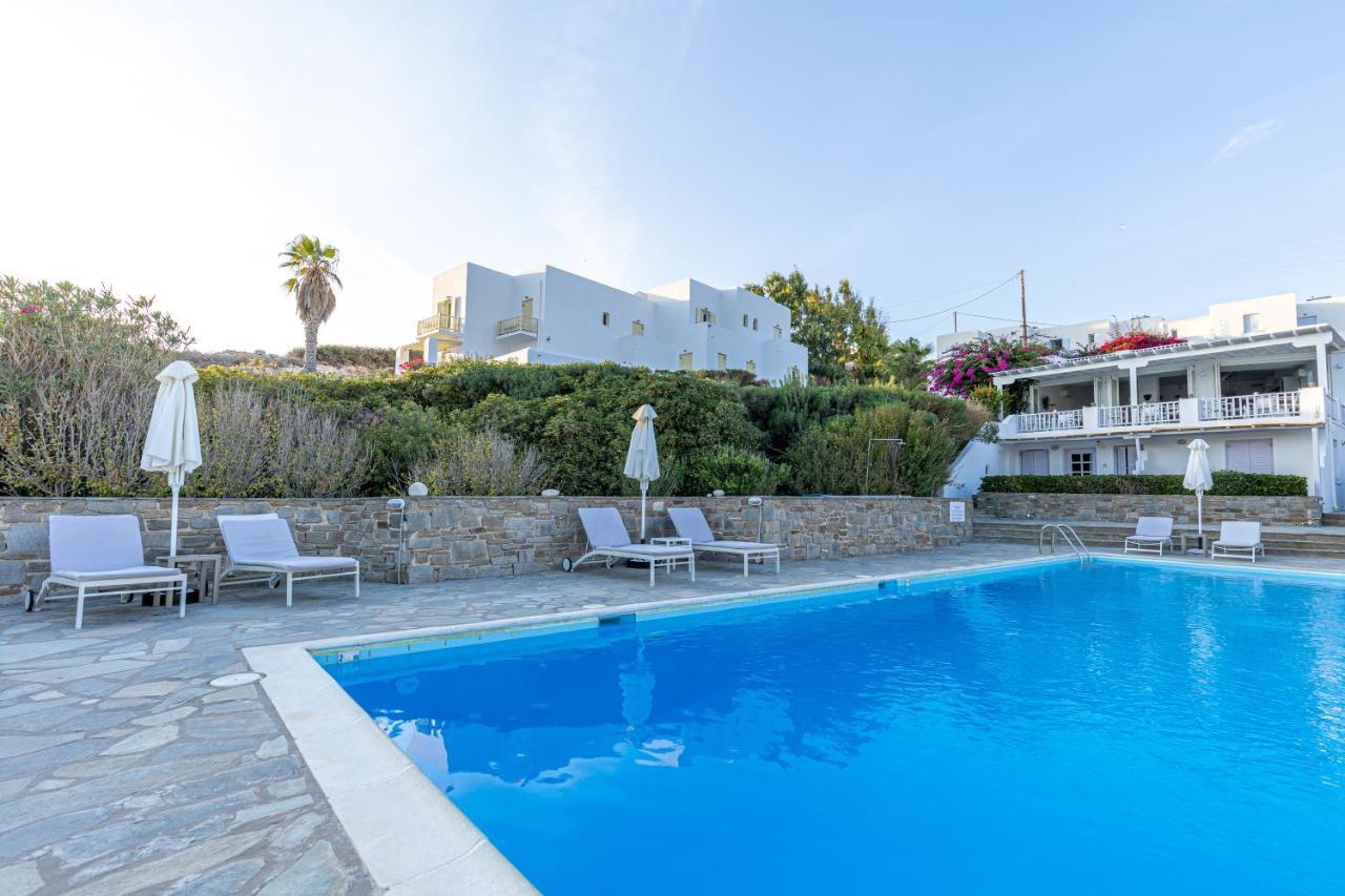 Akrotiri Hotel Parikia  Luaran gambar